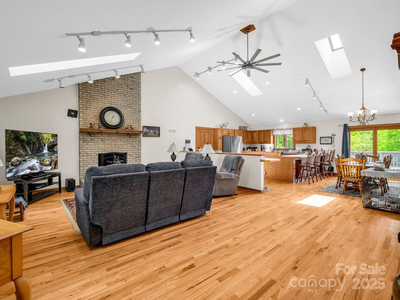 2251 Old Applewood Ln #9, Iron Station, NC 28080