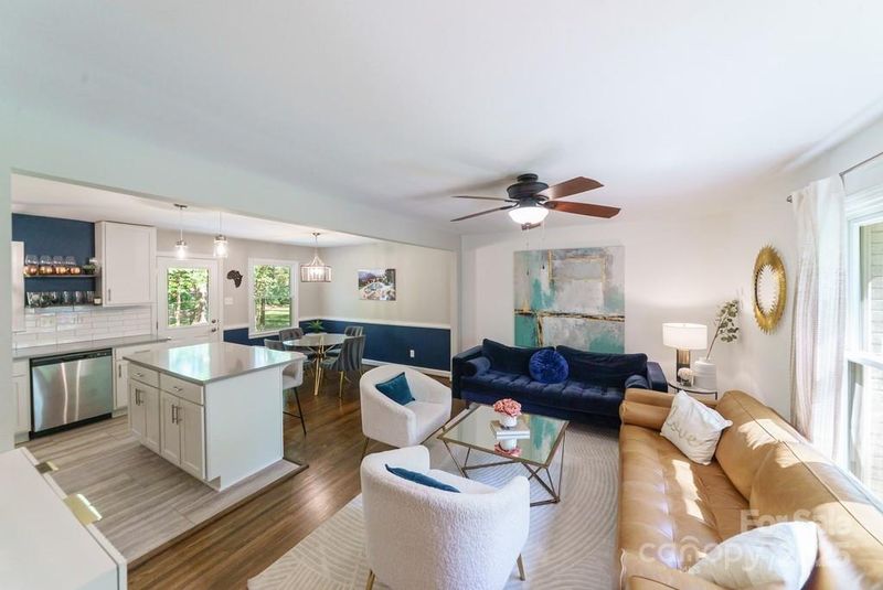 4313 Sudbury Rd, Charlotte, NC 28205