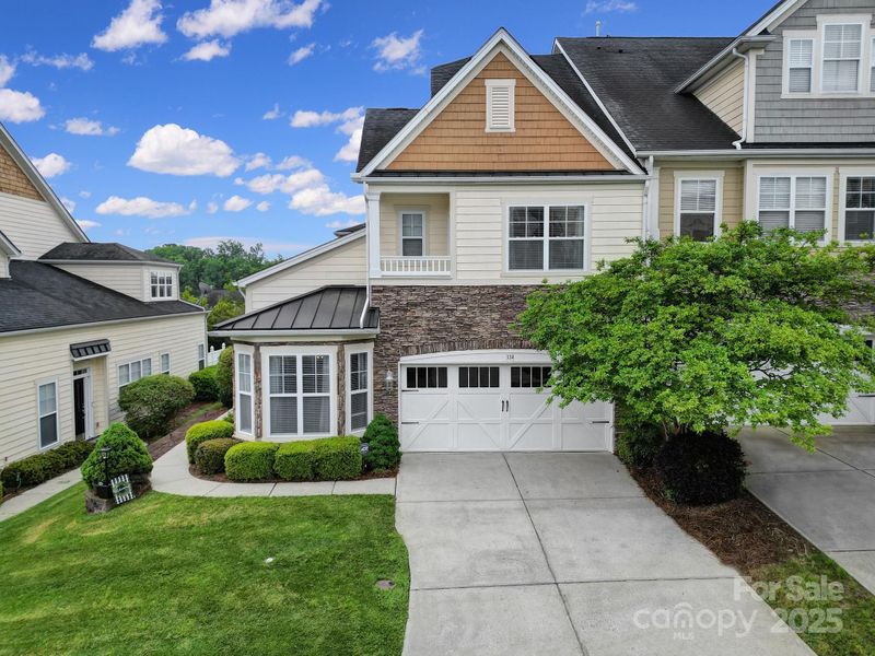 314 Wave Crest Dr, Tega Cay, SC 29708