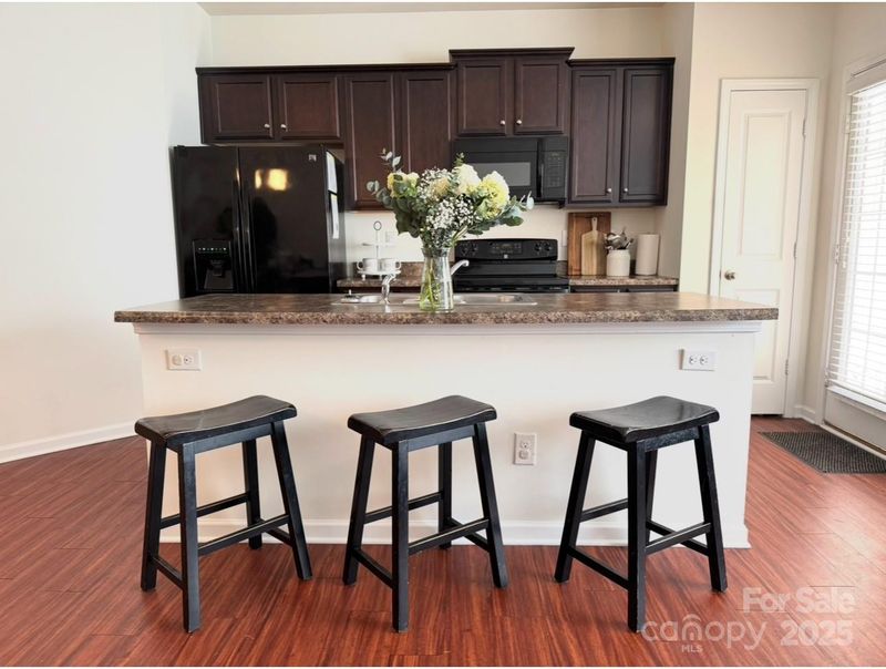 3623 Danvers St, Charlotte, NC 28213