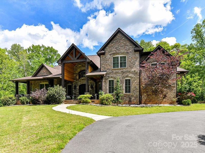 633 Elmhurst Dr, Fort Mill, SC 29715