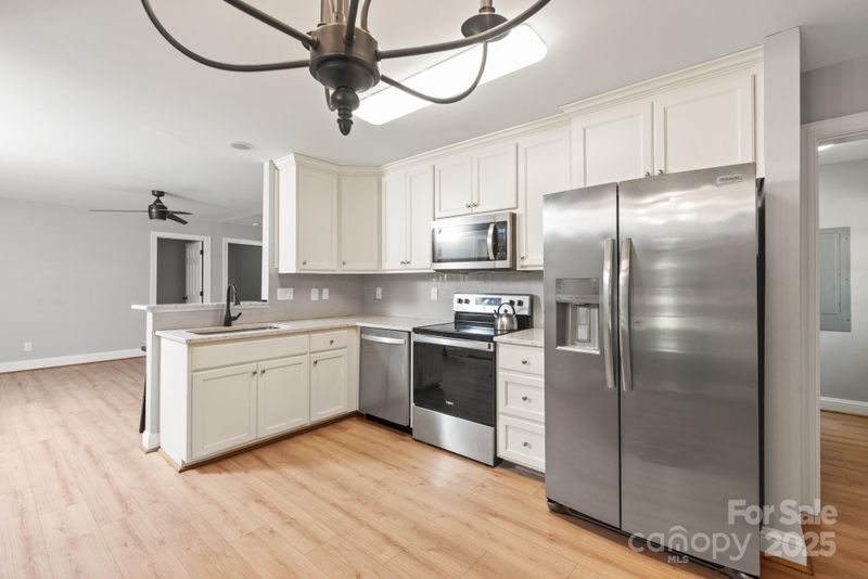 3713 Capricorn Rd, Lancaster, SC 29720