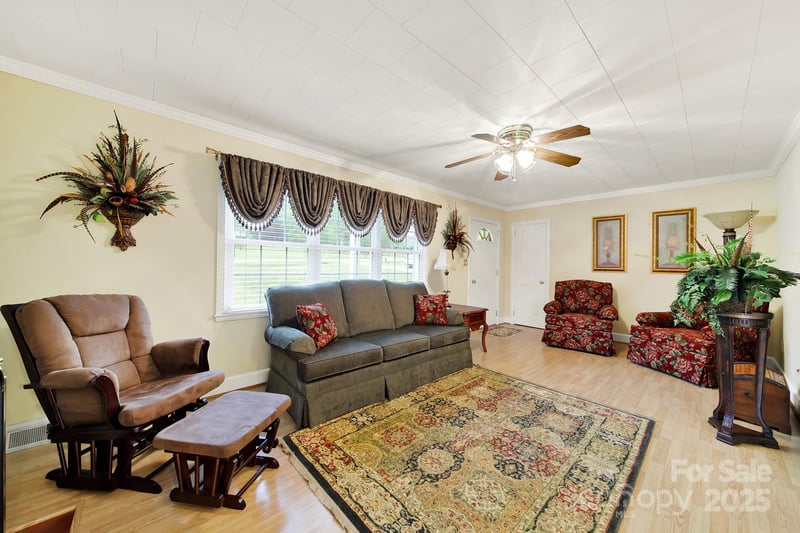 4462 Flat Creek Rd, Heath Springs, SC 29058