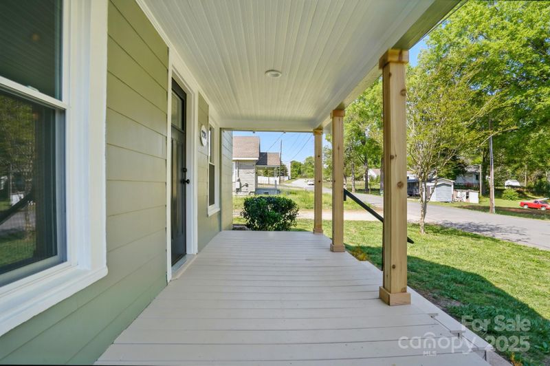 224 Adrian St, Mount Holly, NC 28120