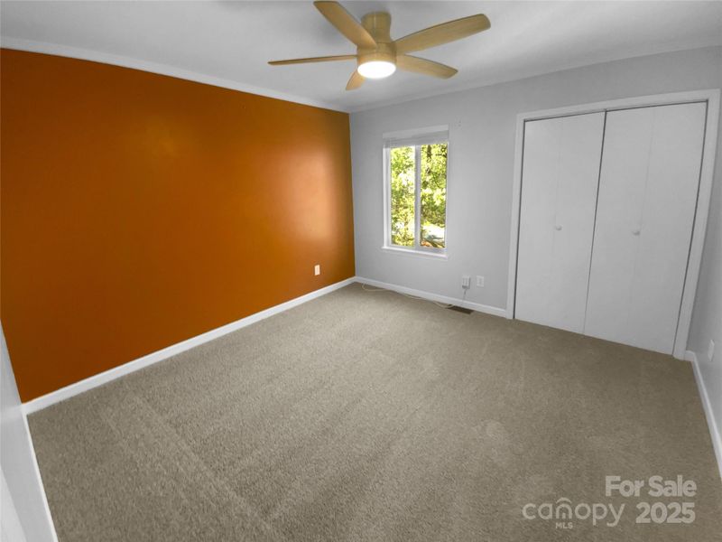 8000 Briardale Dr, Charlotte, NC 28212