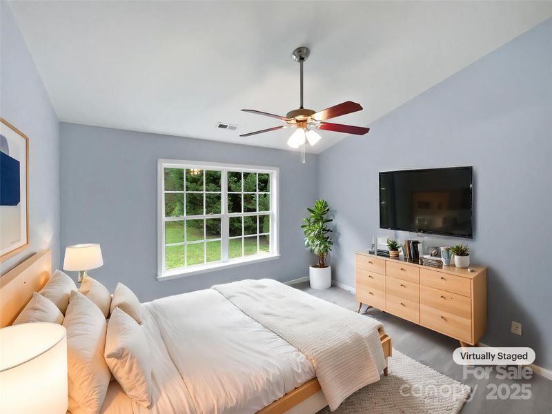 526 Pennyfields Ln, Clover, SC 29710