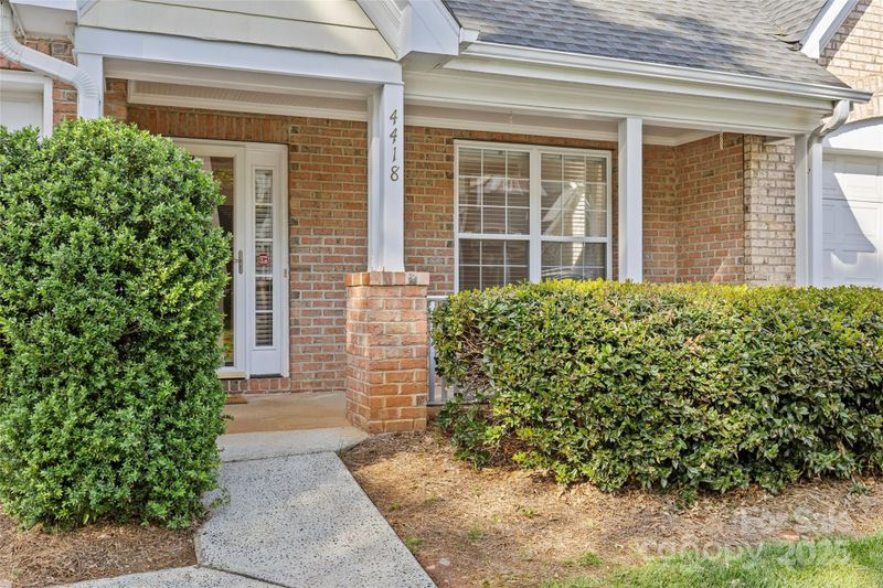 4418 Coventry Row Ct, Charlotte, NC 28270