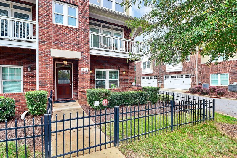 1412 W 4th St, Charlotte, NC 28208