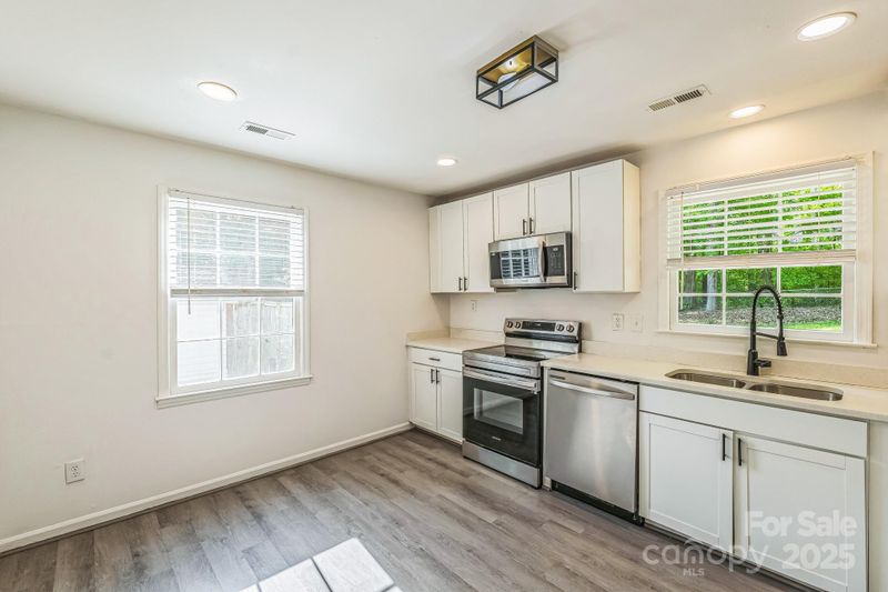 4336 Valeview Ln, Charlotte, NC 28269