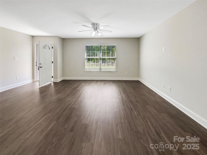 1399 Foxbrook Cir, Lancaster, SC 29720