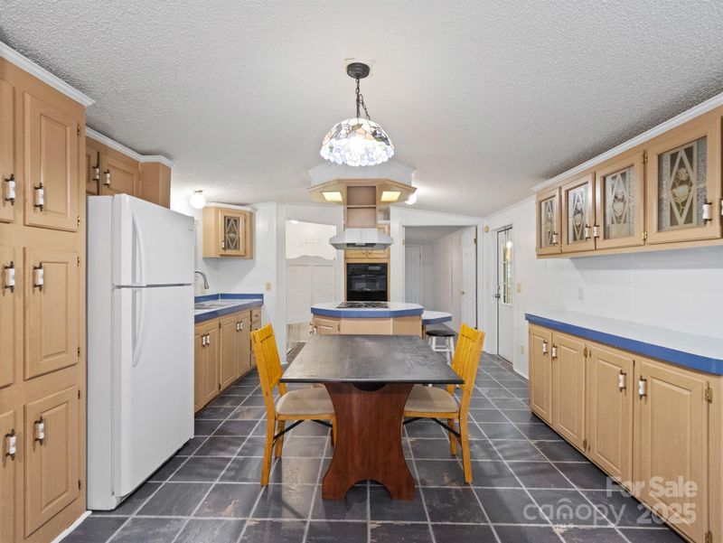 4757 Mountain View Ln, Maiden, NC 28650