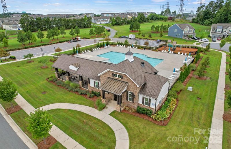 13748 Roderick Dr #174, Huntersville, NC 28078