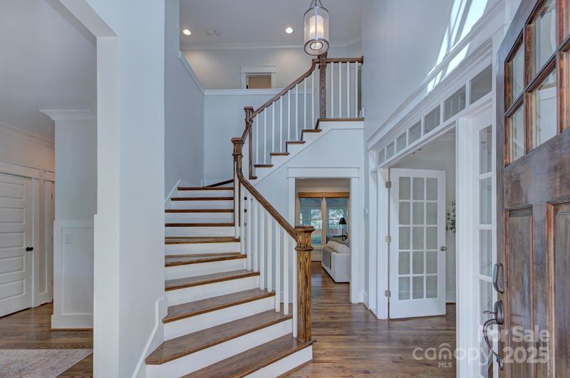 2729 Clemson Ave, Charlotte, NC 28205