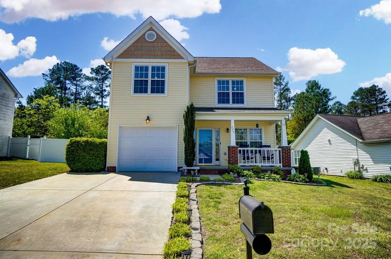 773 Sir Raleigh Dr, Concord, NC 28025