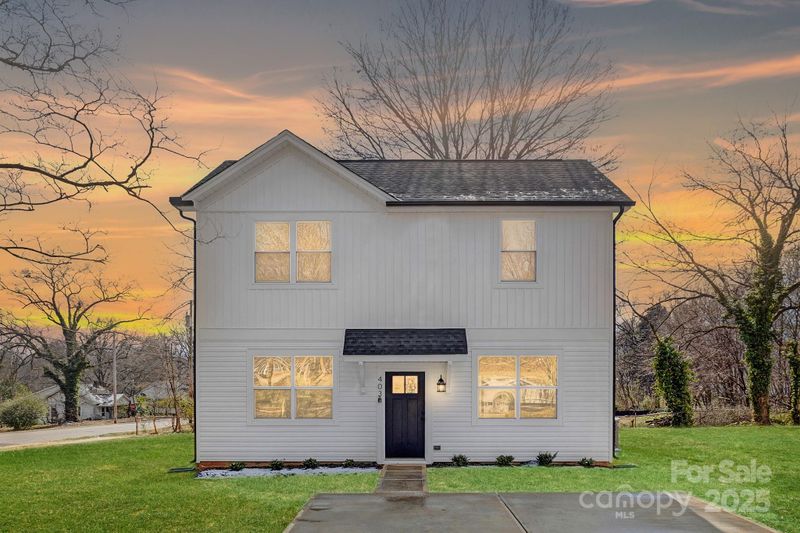 405 Durham Ave, Statesville, NC 28677