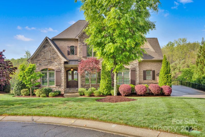 17909 Golden Meadow Ct, Davidson, NC 28036