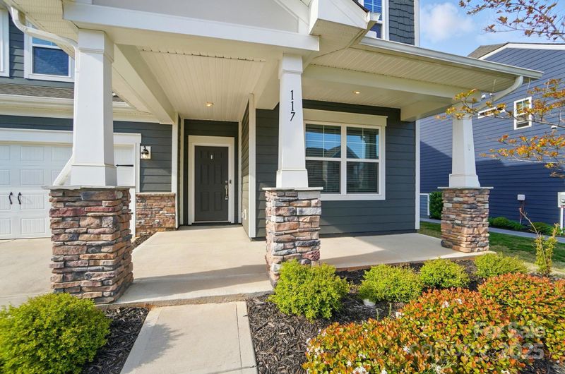 117 Rooster Tail Ln, Troutman, NC 28166