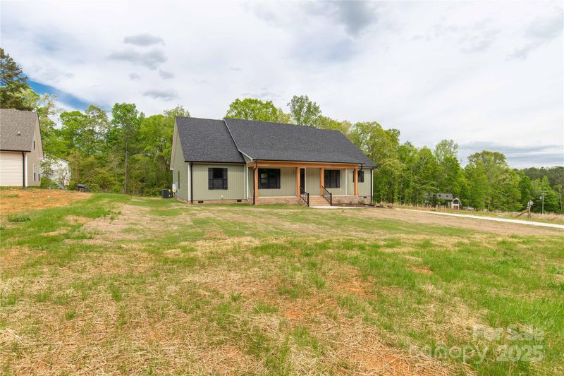 2212 University Dr, Lancaster, SC 29720
