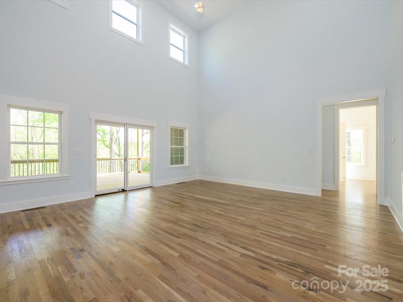 2008 Plain Field Dr, Bessemer City, NC 28016