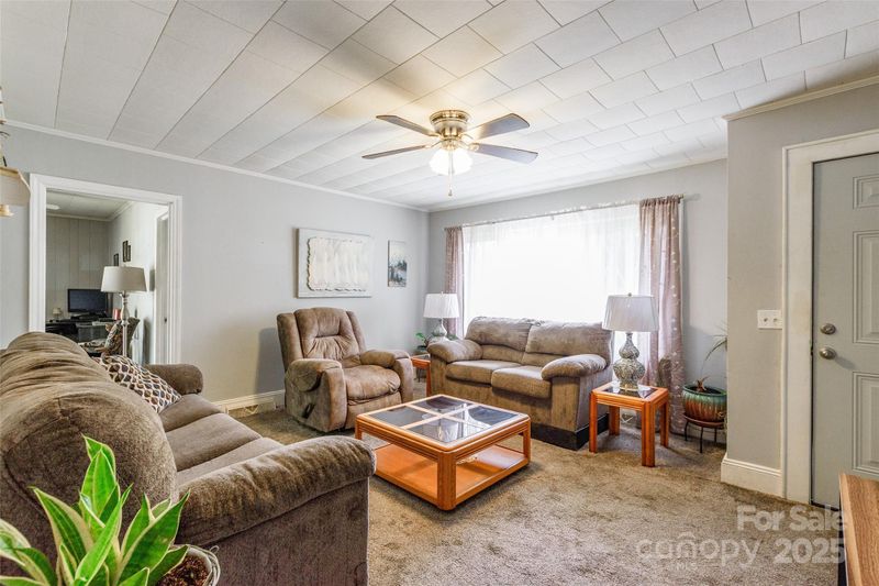 400 Rhyne St, Stanley, NC 28164