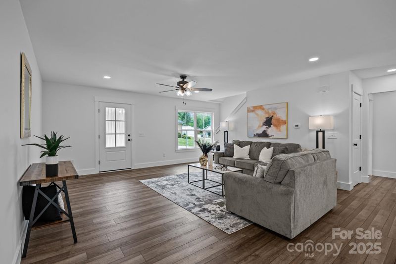 130B Springway Dr, Kannapolis, NC 28081