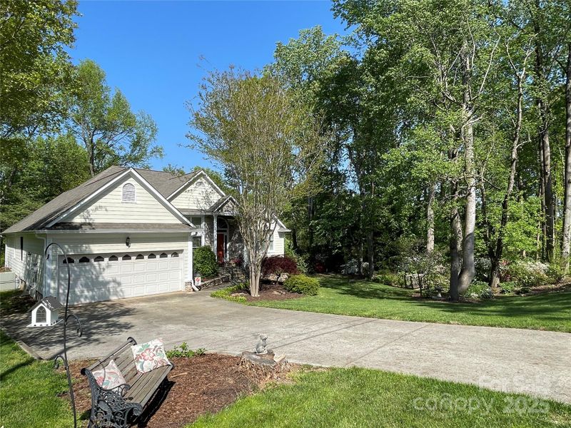 121 General Pemberton St, Stanley, NC 28164