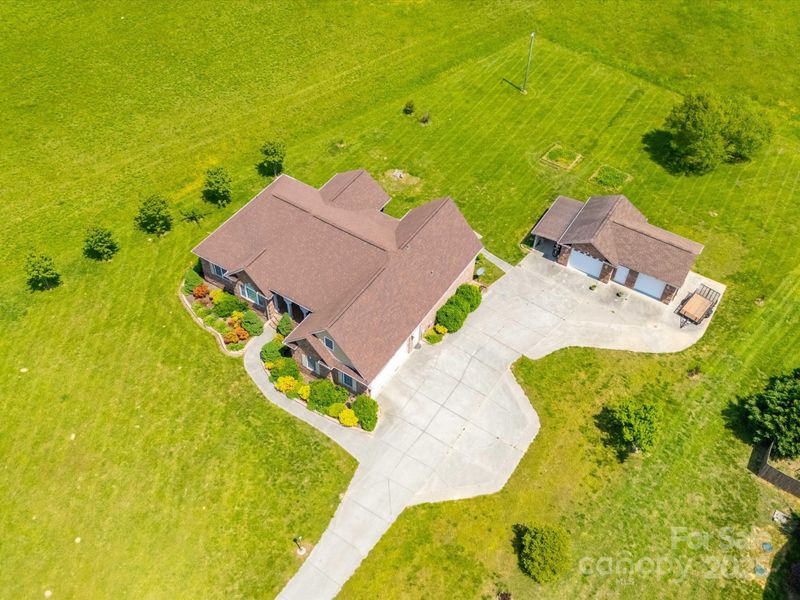 514 Clover Leaf Rd, Marshville, NC 28103