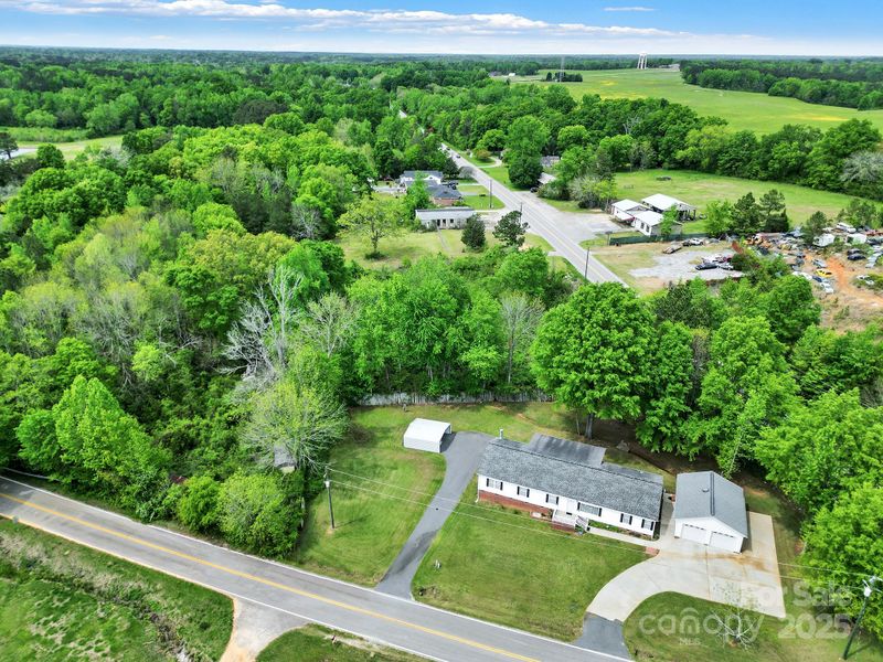1981 Line Rd, Lancaster, SC 29720