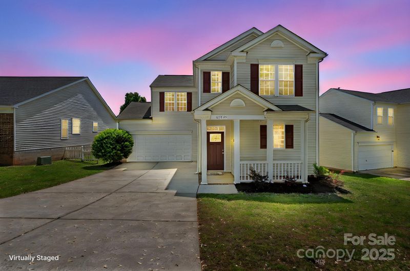6135 Raisin Tree Ln, Charlotte, NC 28215