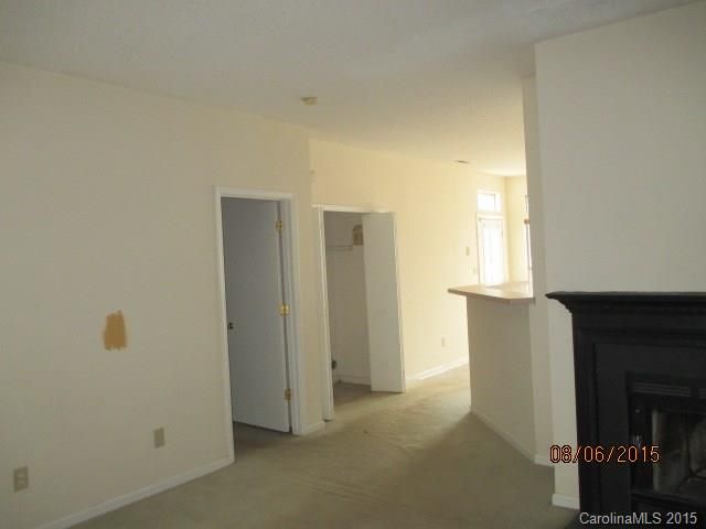 2917 Hosta Dr, Charlotte, NC 28269