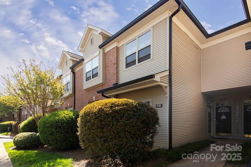 1716 Termini Dr, Charlotte, NC 28262