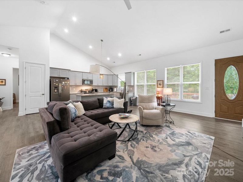 11104 Pine Grove Ave, Mint Hill, NC 28227