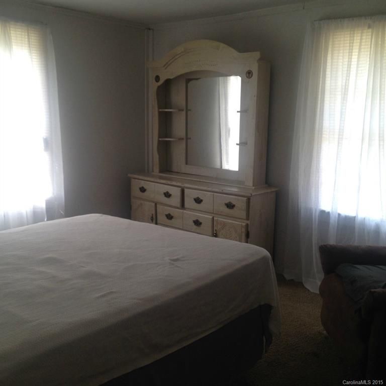 308 Dixon Rd, Lancaster, SC 29720