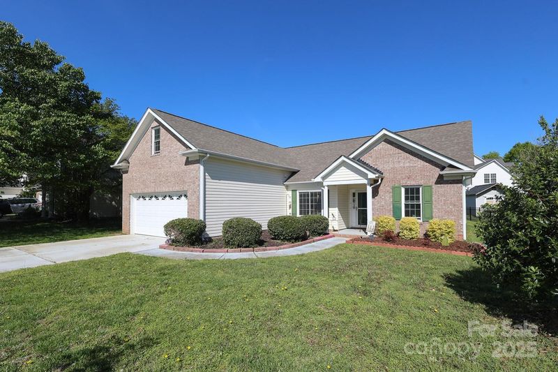 1002 Christobal Ct, Indian Trail, NC 28079