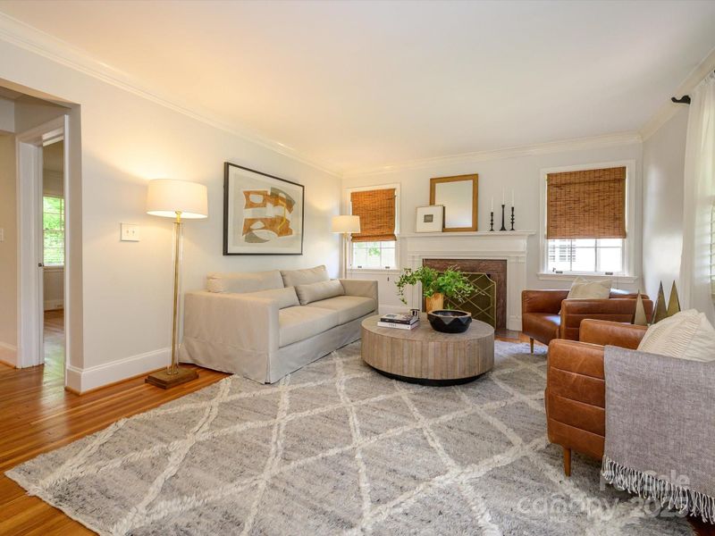 1596 Clayton Dr, Charlotte, NC 28203