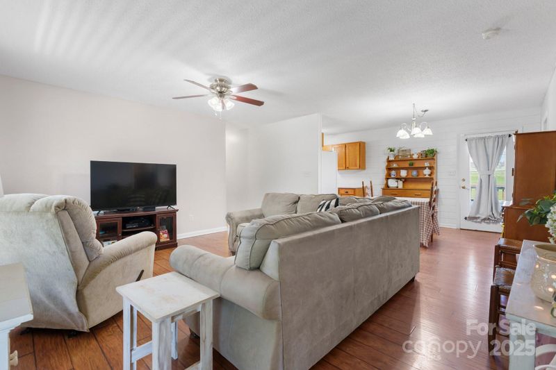 5184 Swinging Bridge Rd, Conover, NC 28613