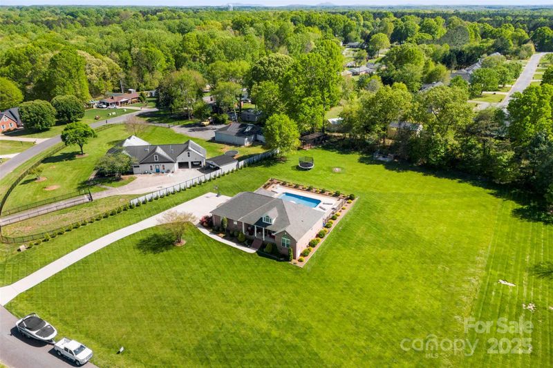 3003 Eaker Dr, Cherryville, NC 28021