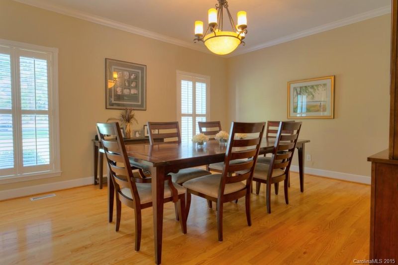8012 Turnberry Ln, Stanley, NC 28164