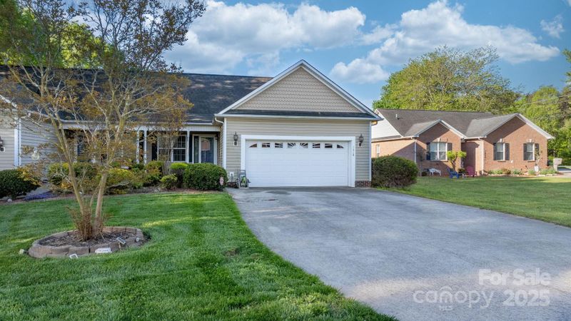 1618 33rd Ave NE #1, Hickory, NC 28601