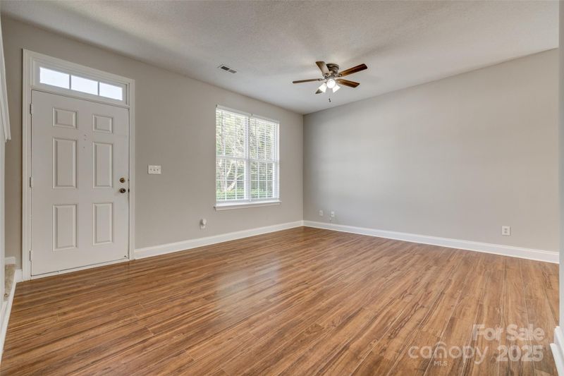 542 Goldstaff Ln, Charlotte, NC 28273
