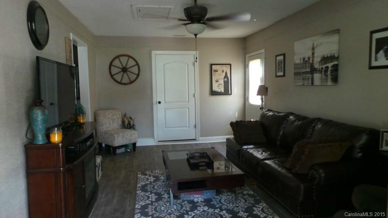 300 Springhill Ln, Maiden, NC 28650