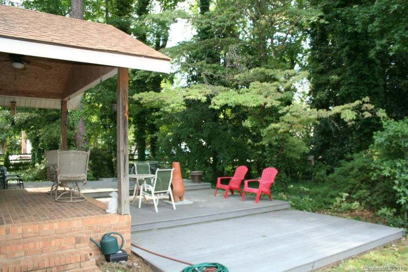 8530 Amelia Ave, Charlotte, NC 28212