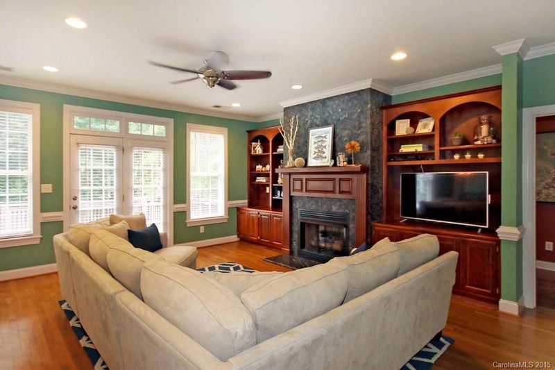 3625 Quail Dr, Charlotte, NC 28269