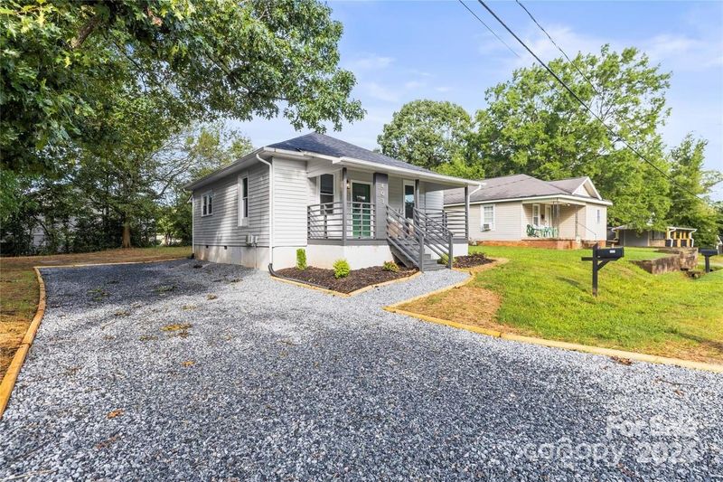 403 Broad St, Kannapolis, NC 28081