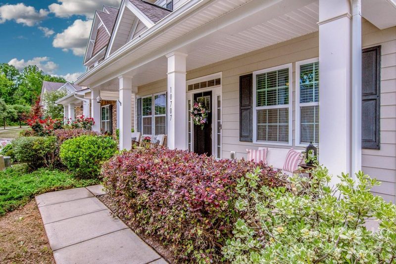 10707 Charmont Pl, Huntersville, NC 28078