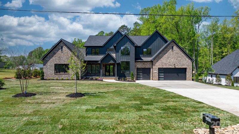 4377 Kiser Island Rd, Terrell, NC 28682