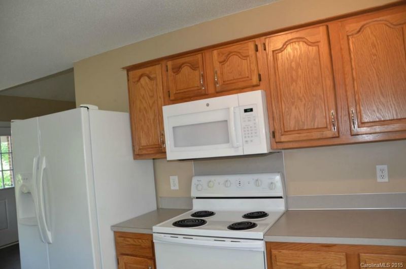 1132 Thoroughbred Pl, Concord, NC 28027