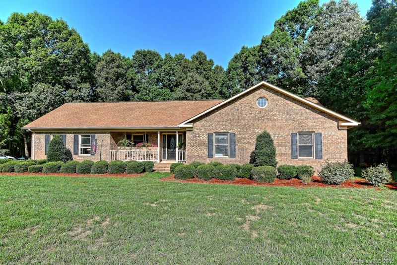 2805 Cedar Trail Ln, Wingate, NC 28174