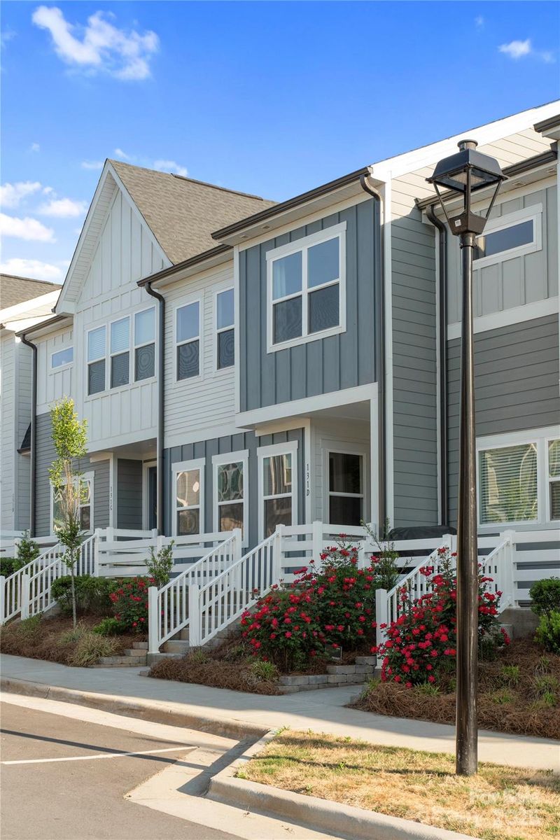 131 Berkeley Ave #D, Mooresville, NC 28117