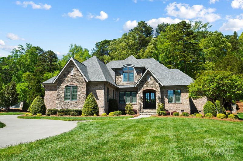 8670 Arbor Oaks Cir, Concord, NC 28027